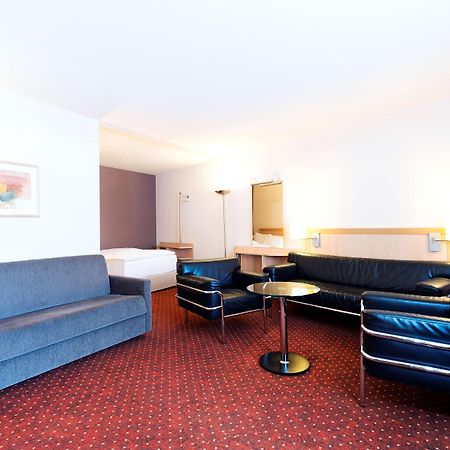 Nh Leipzig Messe Hotel Ngoại thất bức ảnh