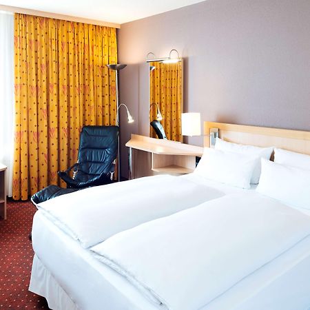 Nh Leipzig Messe Hotel Ngoại thất bức ảnh