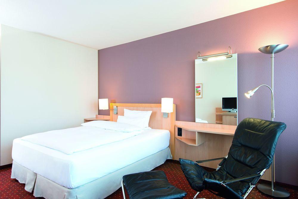 Nh Leipzig Messe Hotel Ngoại thất bức ảnh