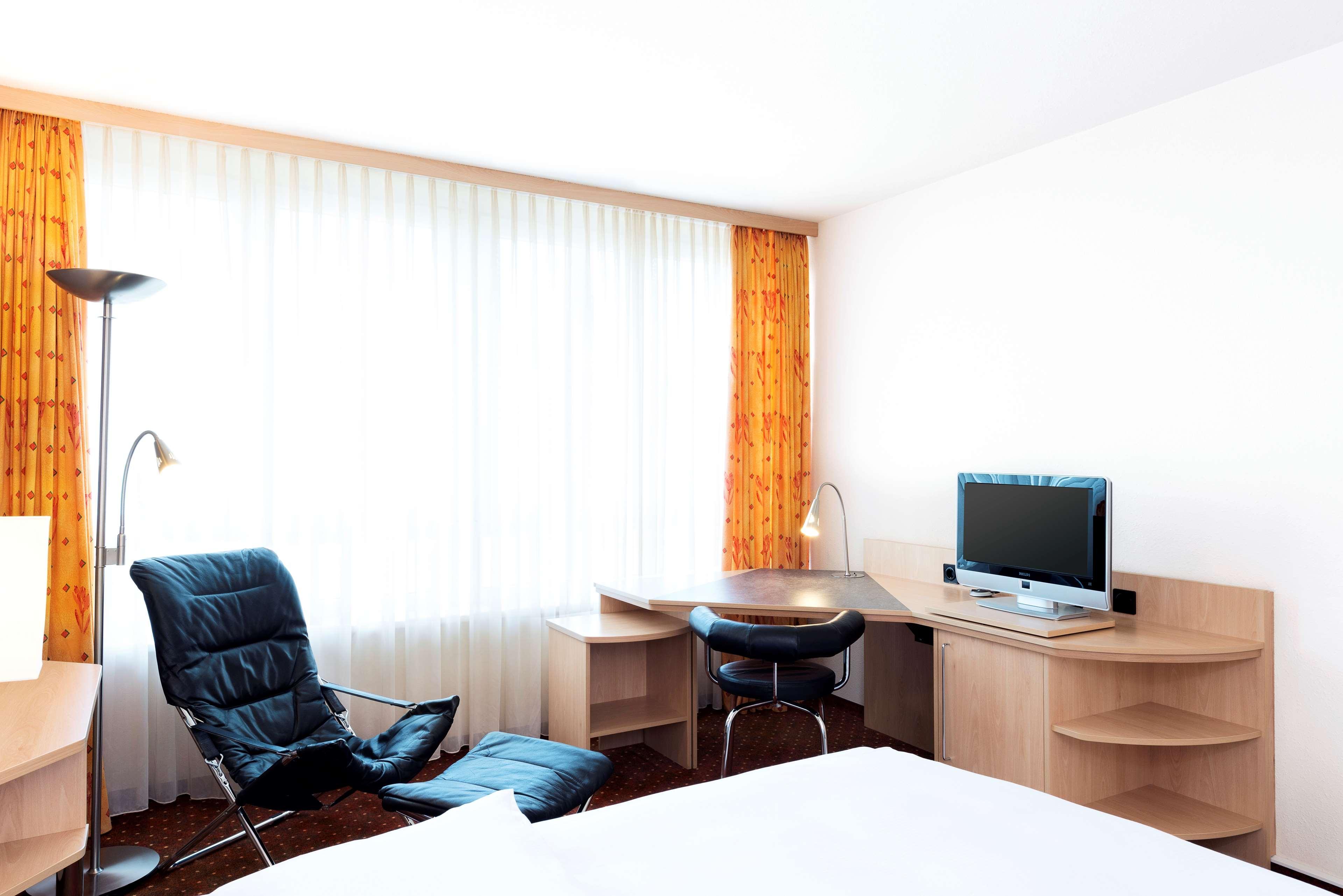 Nh Leipzig Messe Hotel Ngoại thất bức ảnh