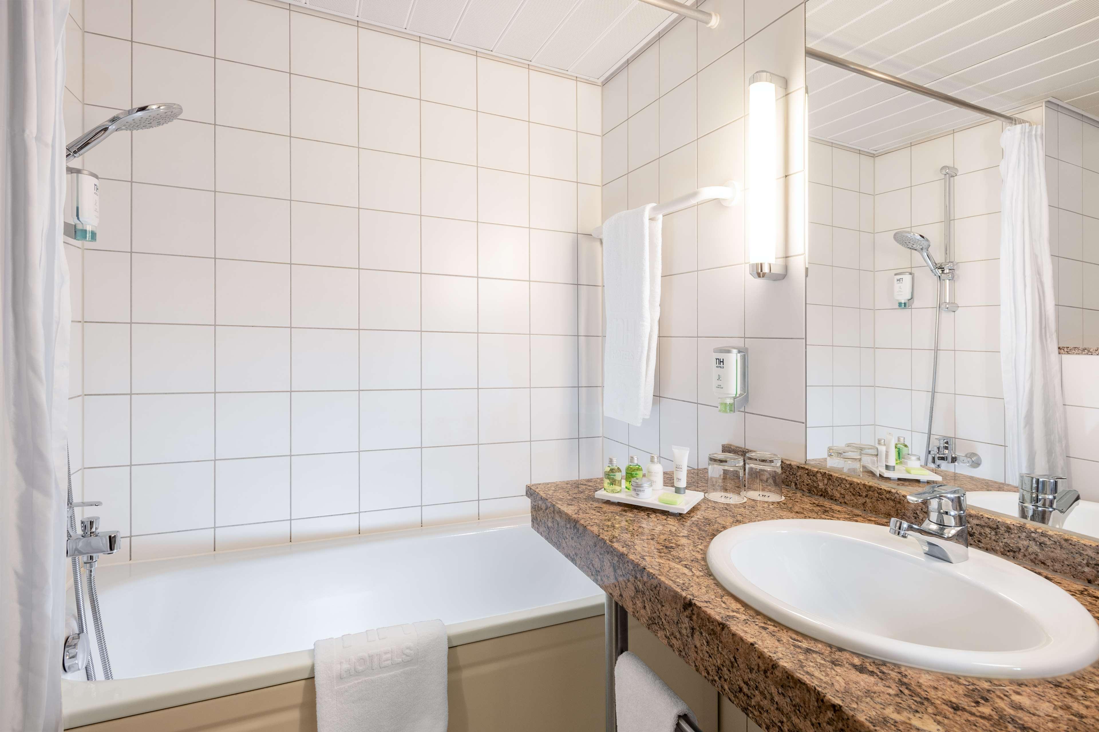 Nh Leipzig Messe Hotel Ngoại thất bức ảnh