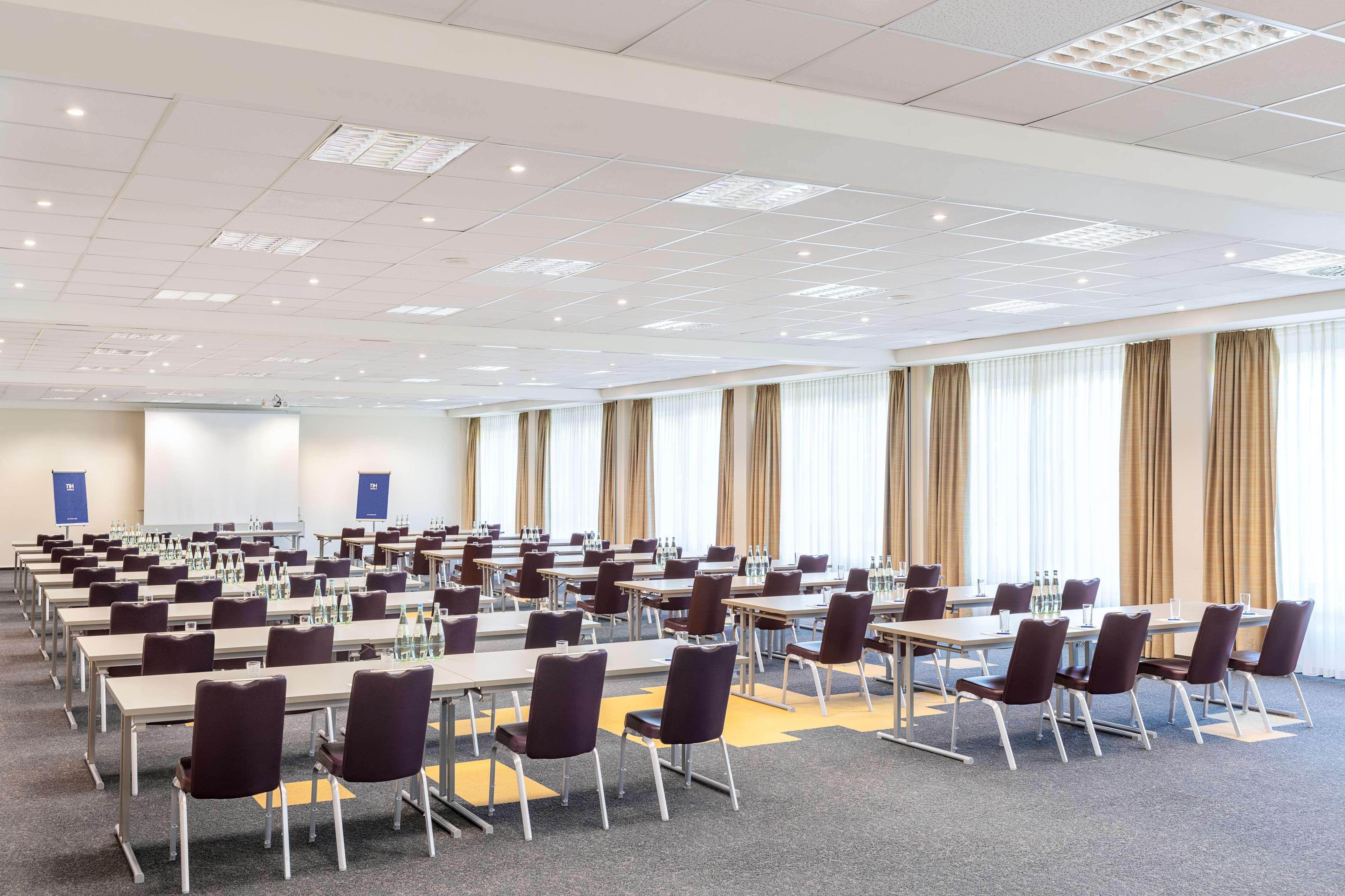 Nh Leipzig Messe Hotel Ngoại thất bức ảnh