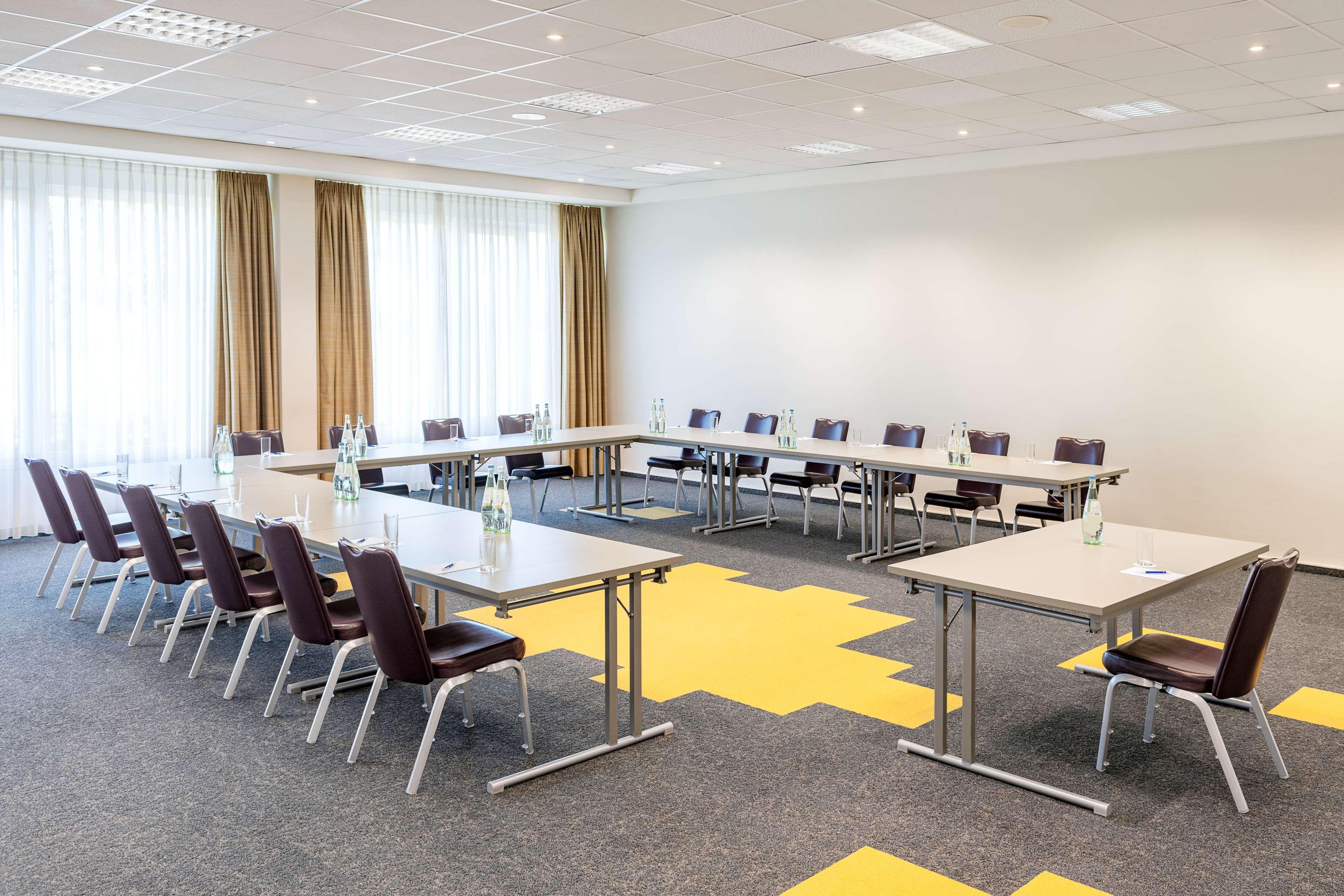 Nh Leipzig Messe Hotel Ngoại thất bức ảnh