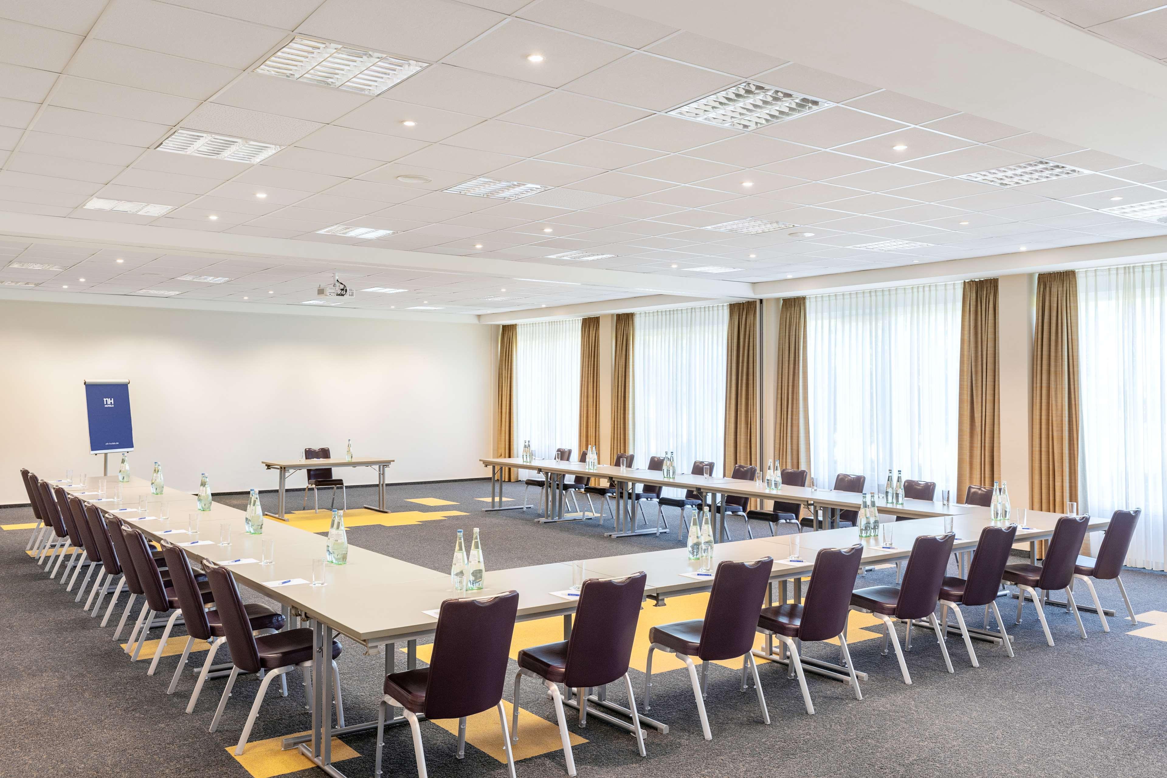 Nh Leipzig Messe Hotel Ngoại thất bức ảnh