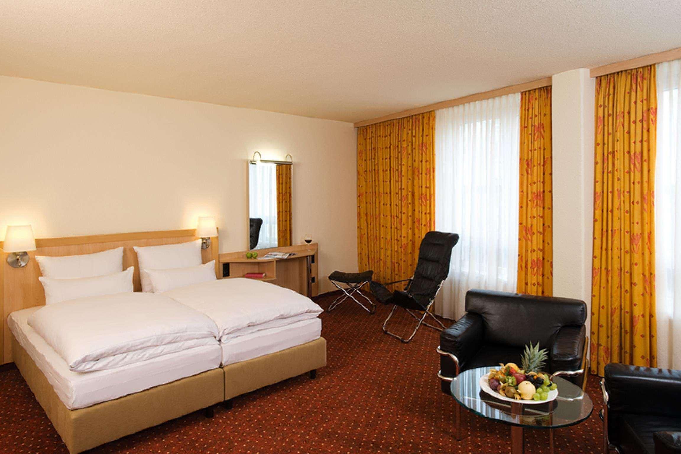Nh Leipzig Messe Hotel Ngoại thất bức ảnh