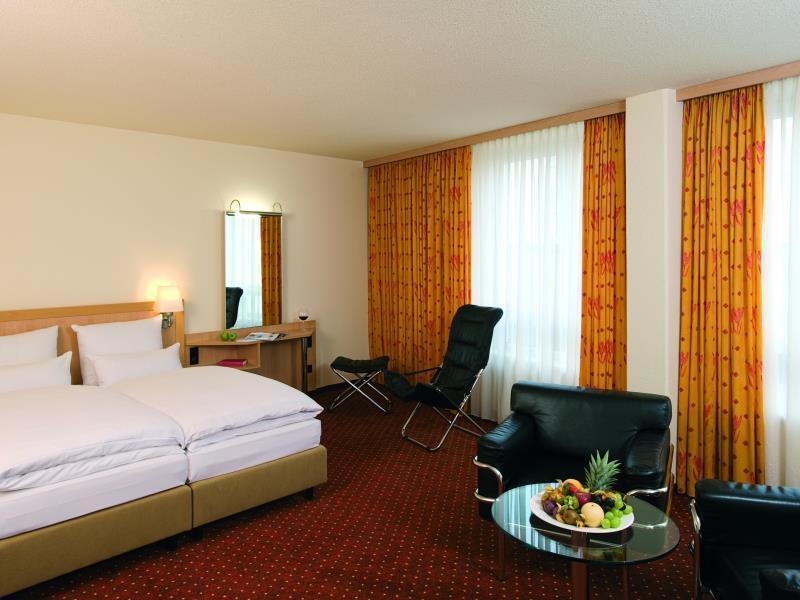 Nh Leipzig Messe Hotel Ngoại thất bức ảnh