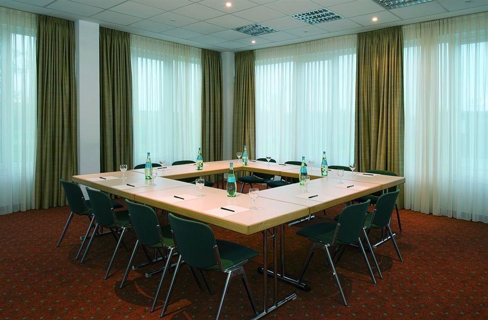 Nh Leipzig Messe Hotel Ngoại thất bức ảnh