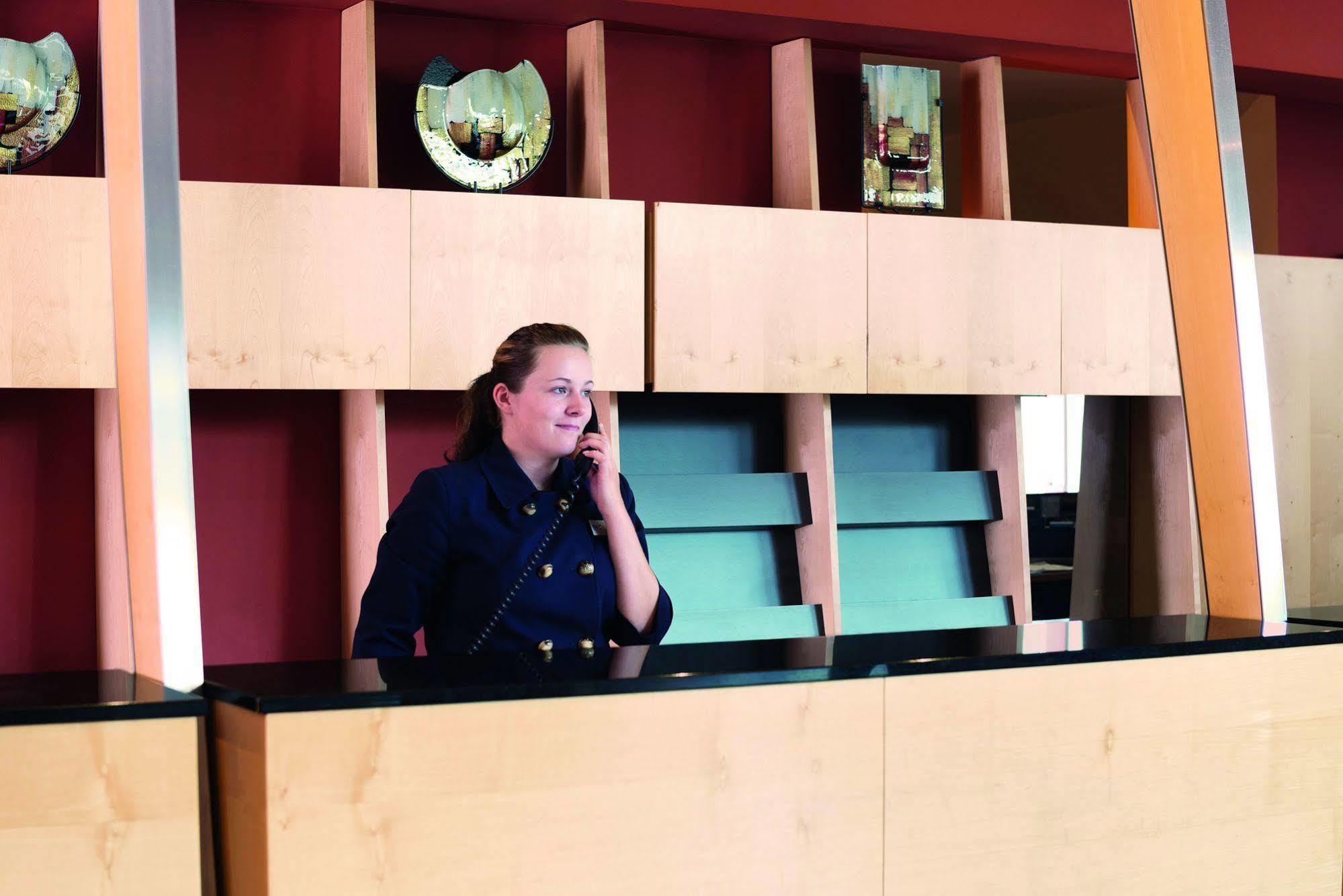 Nh Leipzig Messe Hotel Ngoại thất bức ảnh